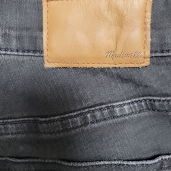 Madewell 9" High-Rise Skinny Distressed Raw Hem Jeans.  Size 27T. Excellent. - Picture 5 of 10